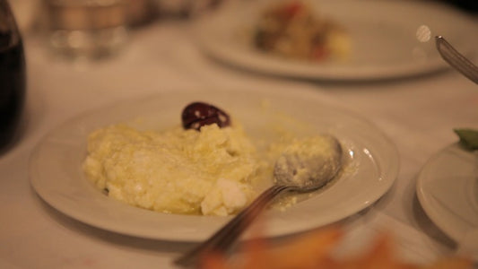 Creamy Tzatziki Dip with Kefir: A Refreshing Recipe